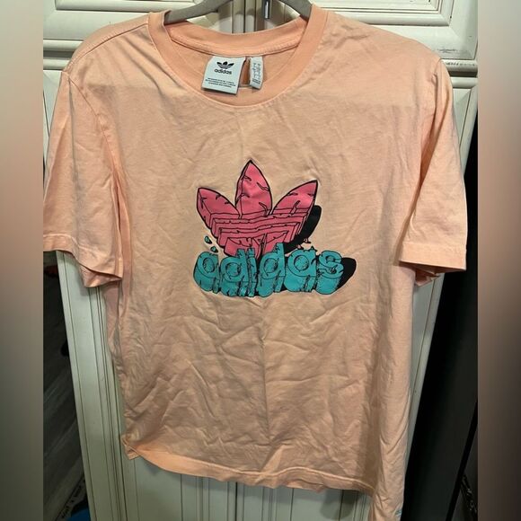 ADIDAS T-shirt  Peach   SZ L Short-Sleeve Trefoil Logo Graphic T-Shirt Unisex - Picture 2 of 9